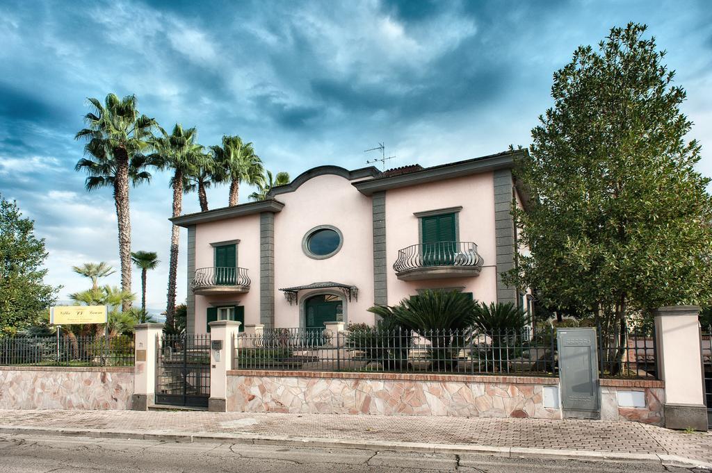 Villa Laura Cisterna di Latina Dış mekan fotoğraf